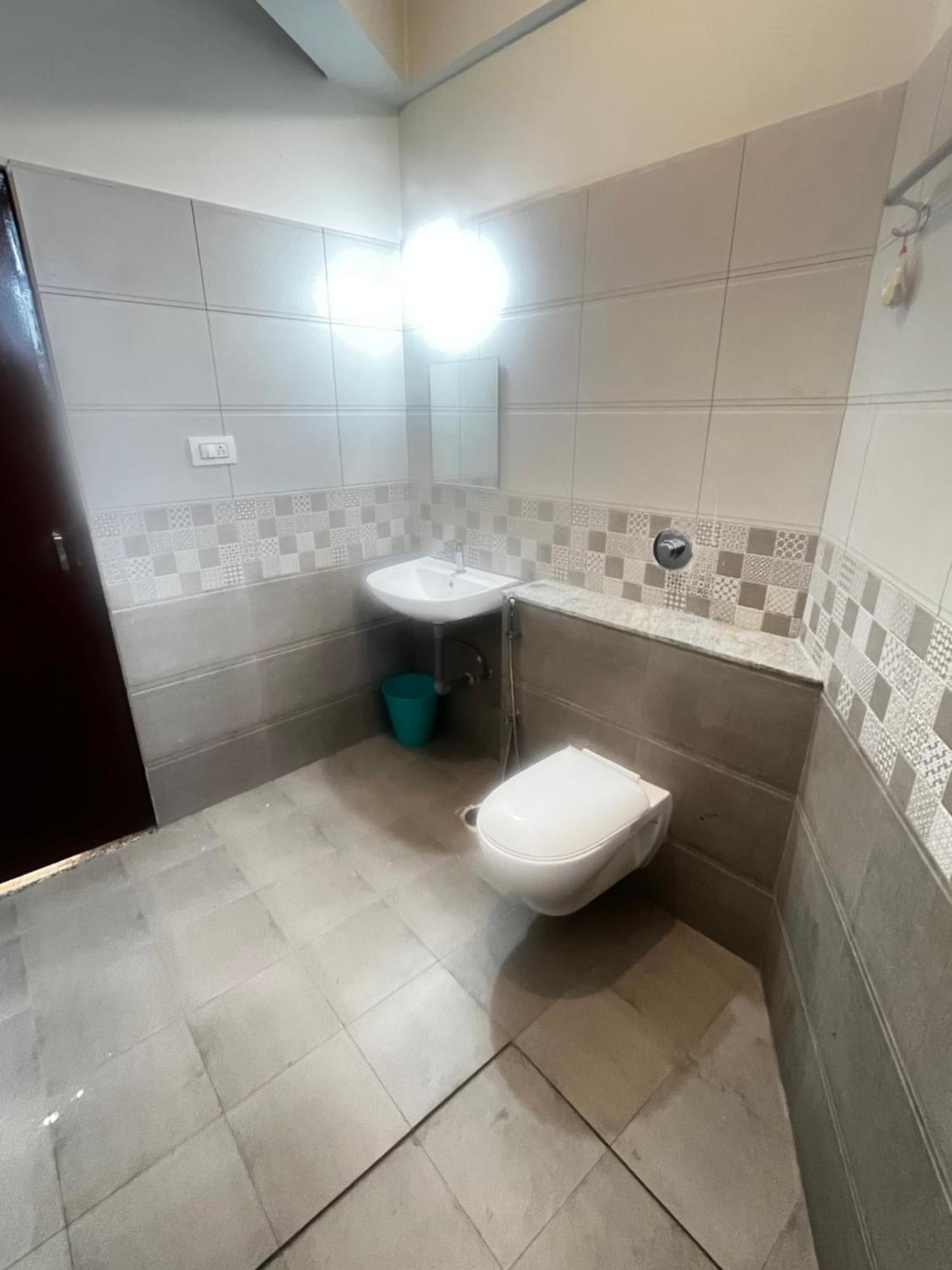 Hotel Raj Comfort Bangalore Eksteriør bilde