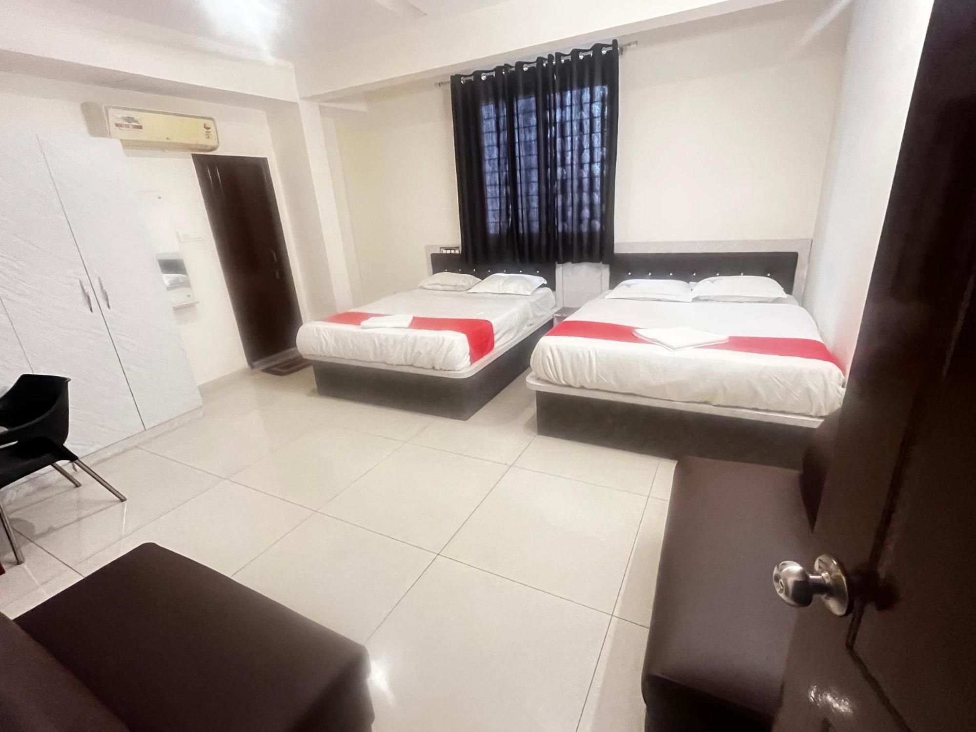 Hotel Raj Comfort Bangalore Eksteriør bilde